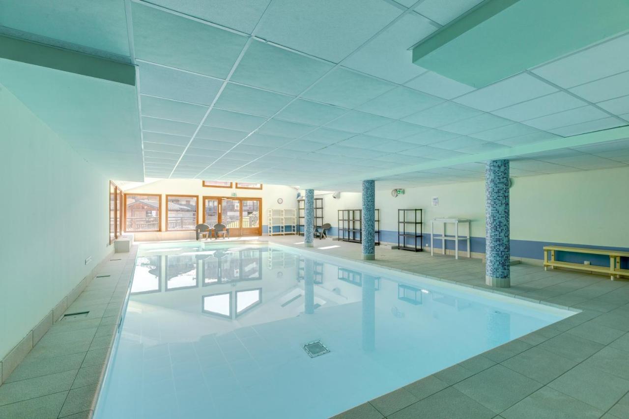 Le Chevreuil - 3 Chambres, Terrasse, Piscine Flumet Buitenkant foto
